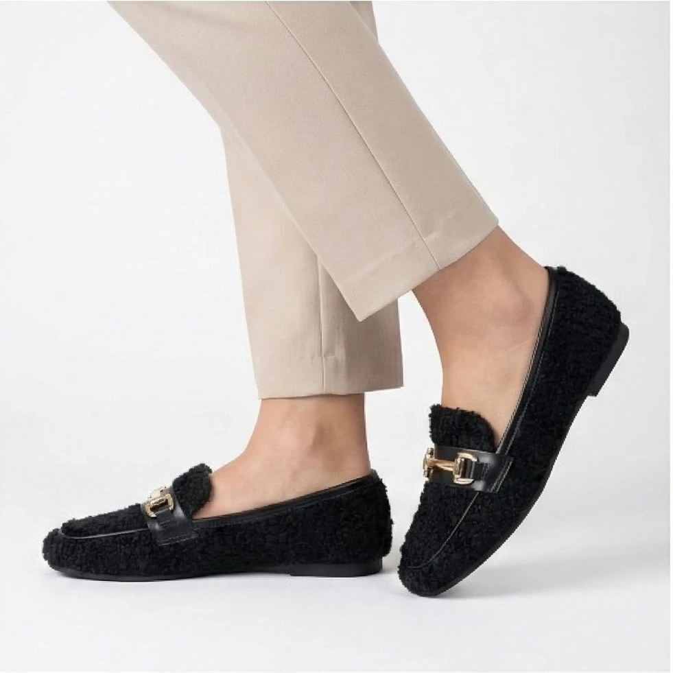 Black Teddy Bear Pump