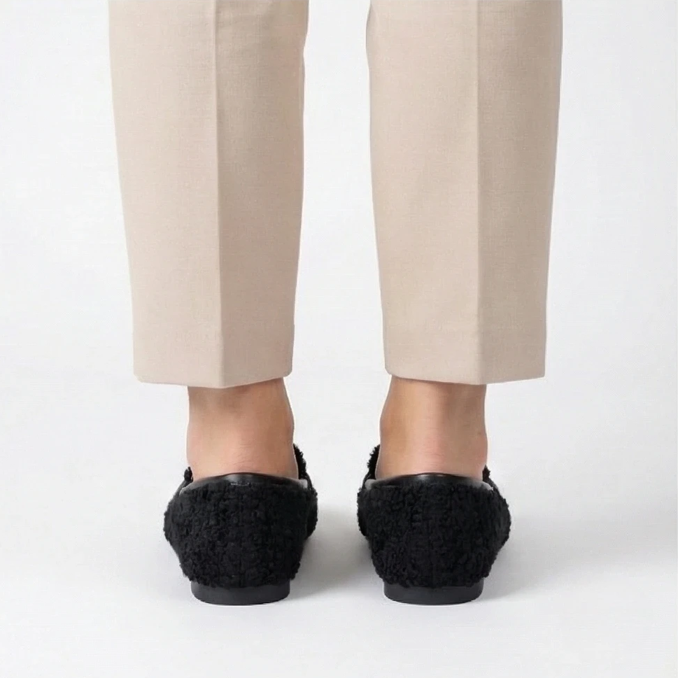 Black Teddy Bear Pump